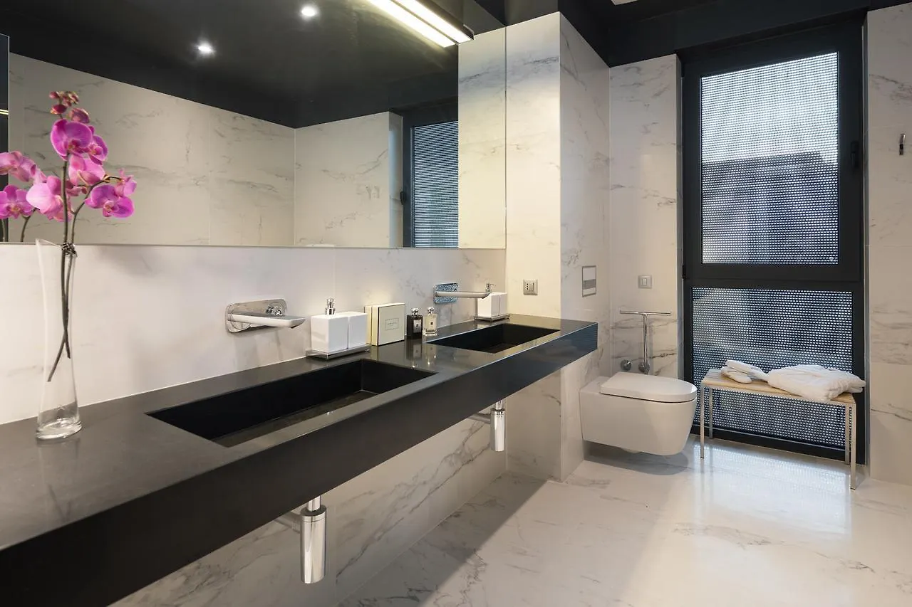 Ultraluxury Villa Elyzeum With Heated Pool Trogir