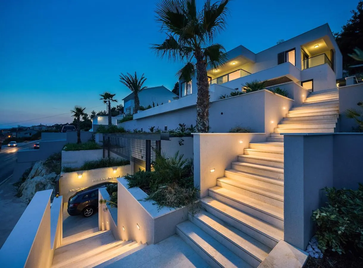 Ultraluxury Villa Elyzeum With Heated Pool Trogir